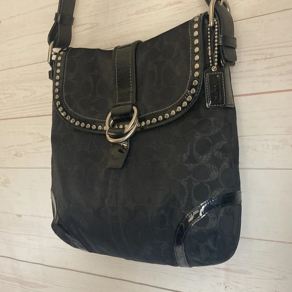 Coach F12852 Black Metallic Canvas  & Leather Jacquard Studded messenger bag - Picture 4 of 13